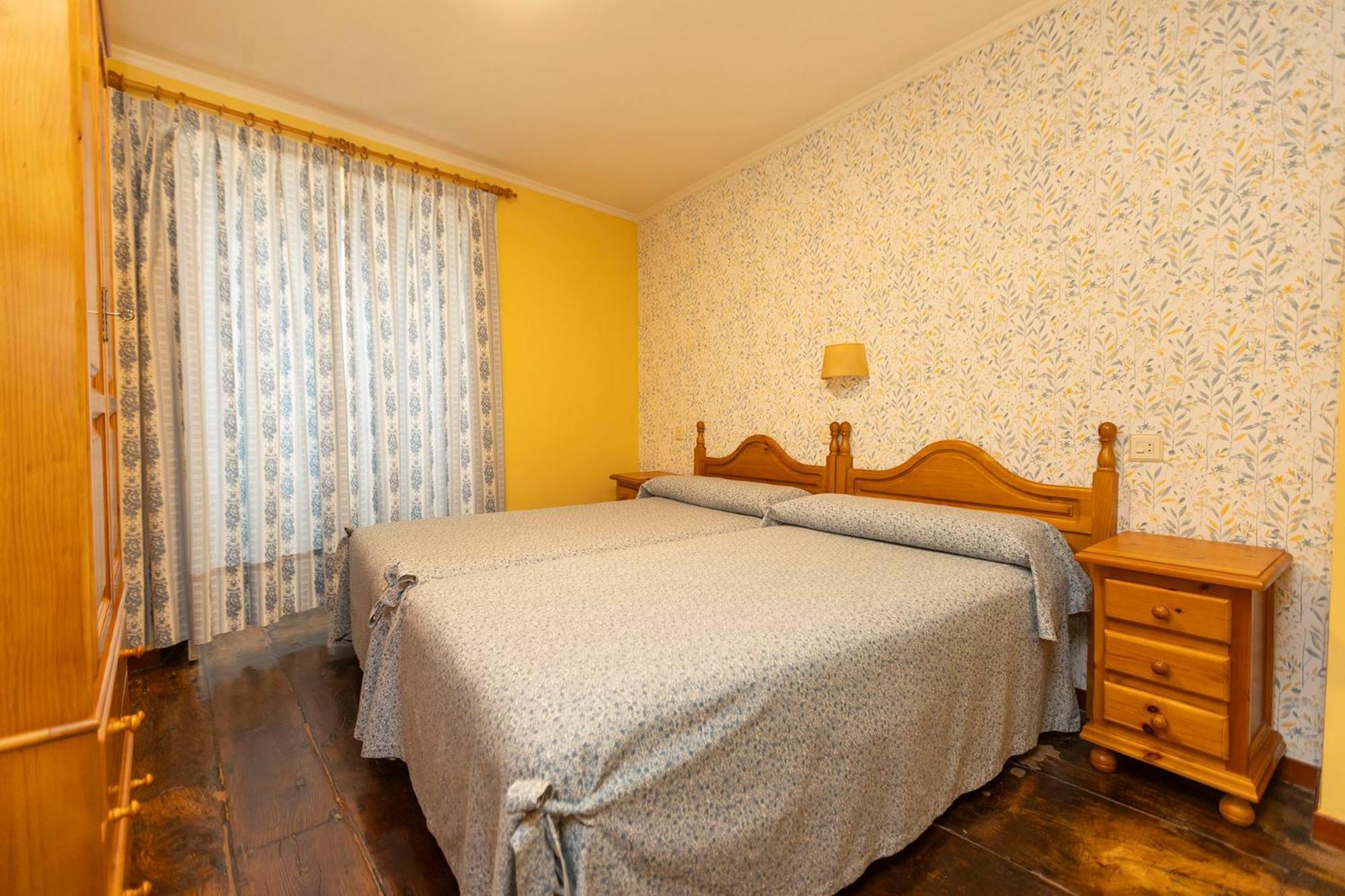 Escuder Apartamentos Turisticos Ribadeo Ngoại thất bức ảnh