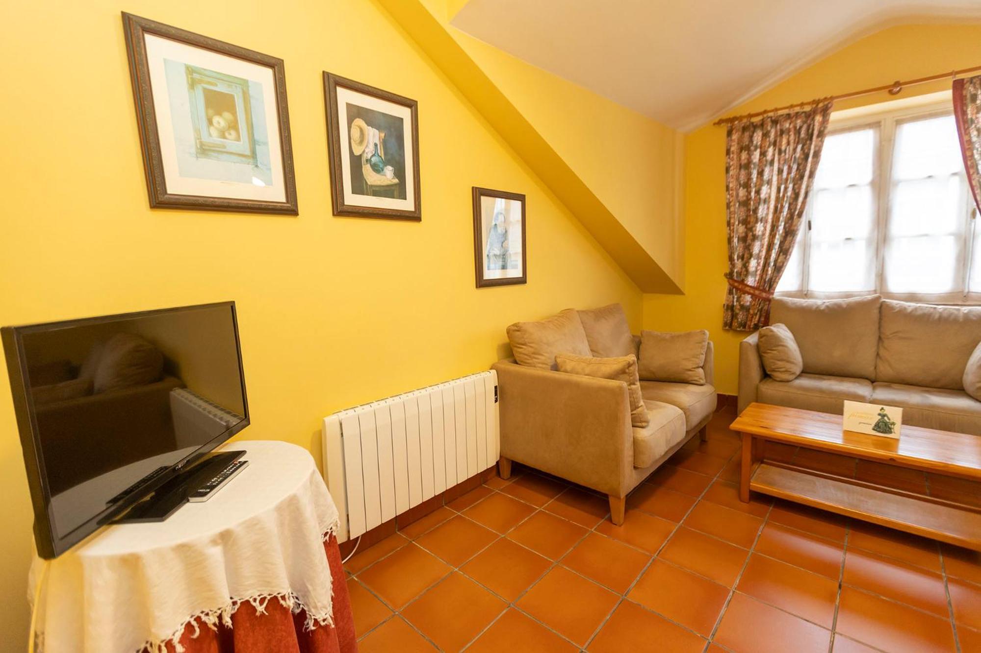 Escuder Apartamentos Turisticos Ribadeo Ngoại thất bức ảnh