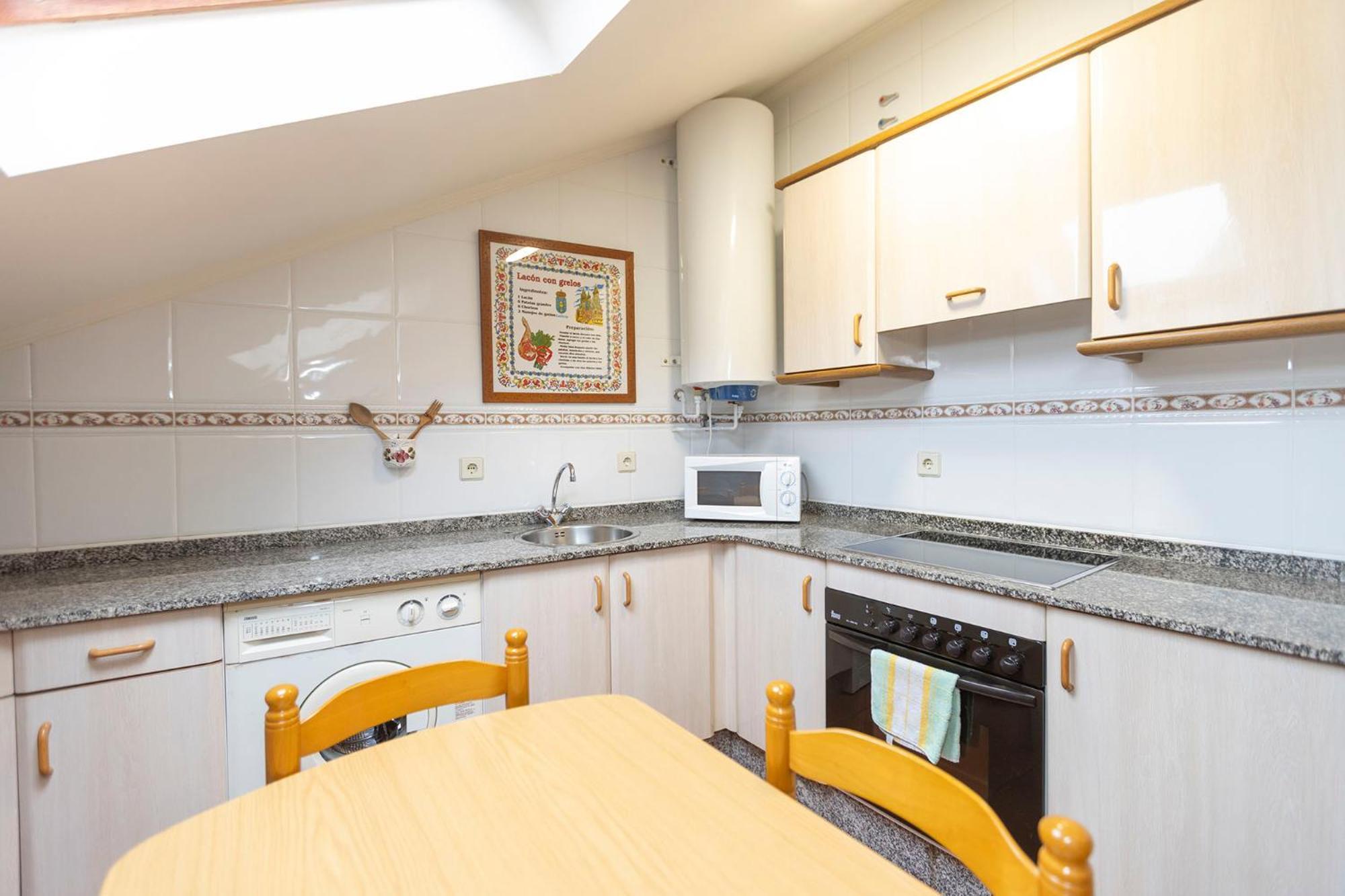 Escuder Apartamentos Turisticos Ribadeo Ngoại thất bức ảnh