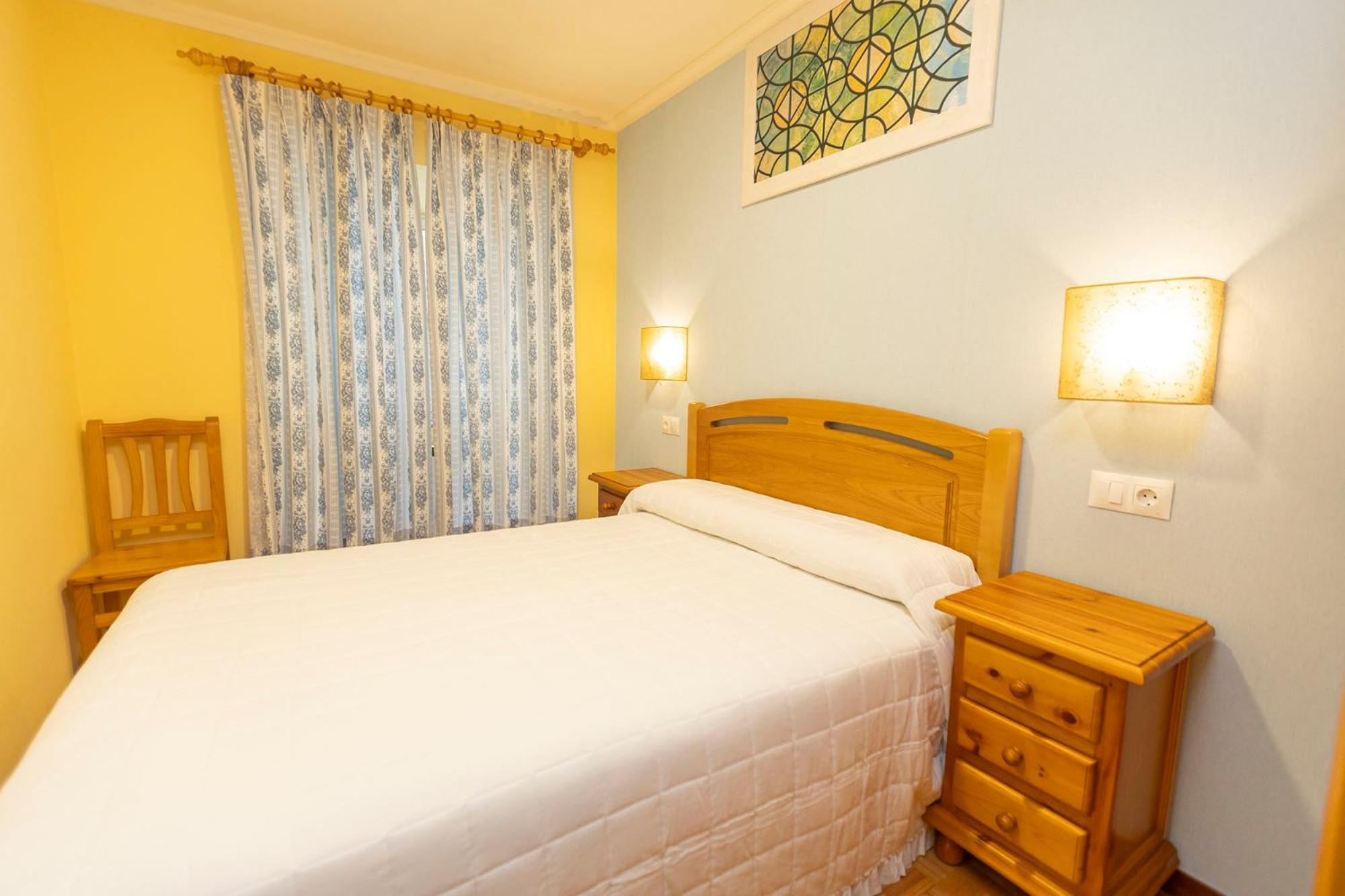 Escuder Apartamentos Turisticos Ribadeo Ngoại thất bức ảnh