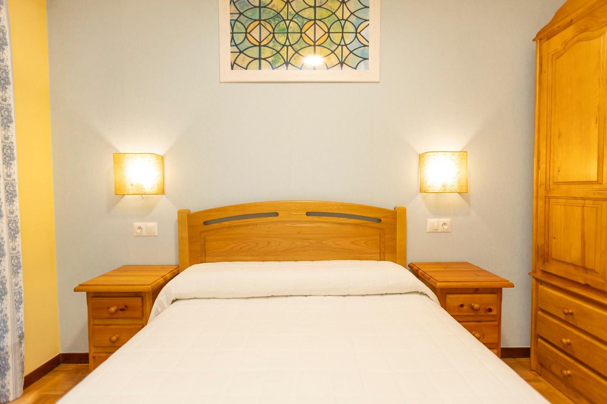 Escuder Apartamentos Turisticos Ribadeo Ngoại thất bức ảnh