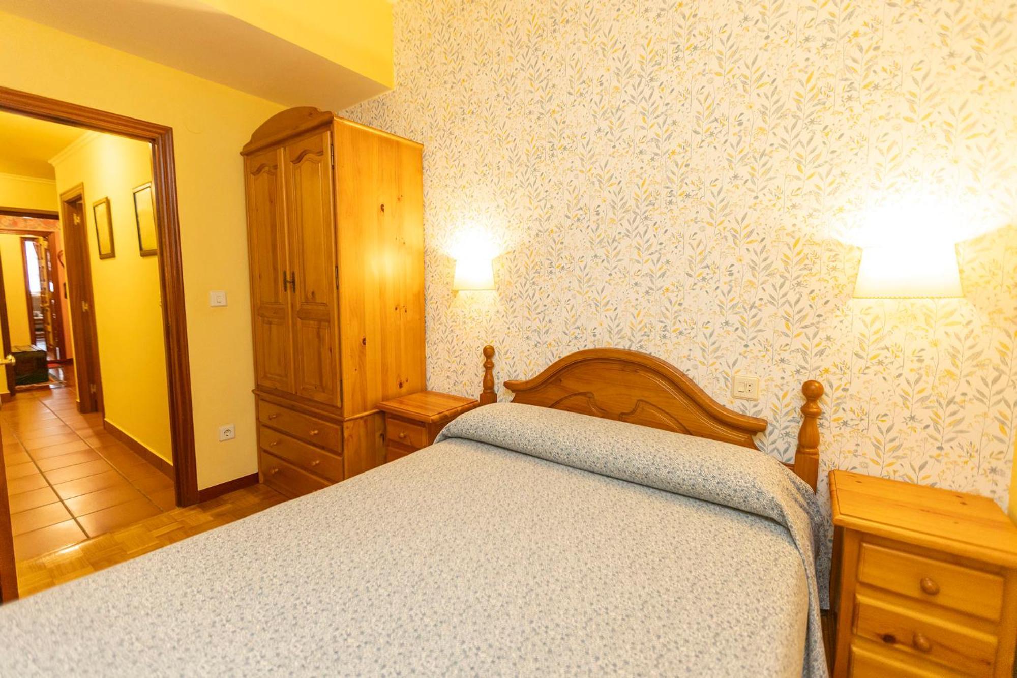 Escuder Apartamentos Turisticos Ribadeo Ngoại thất bức ảnh