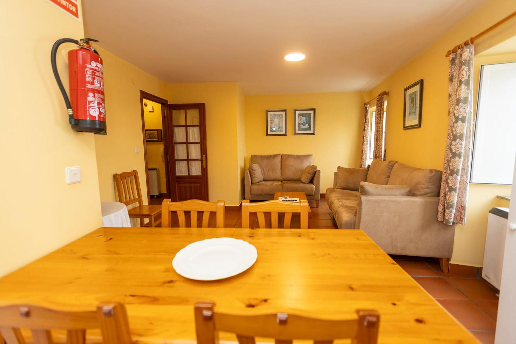 Escuder Apartamentos Turisticos Ribadeo Ngoại thất bức ảnh