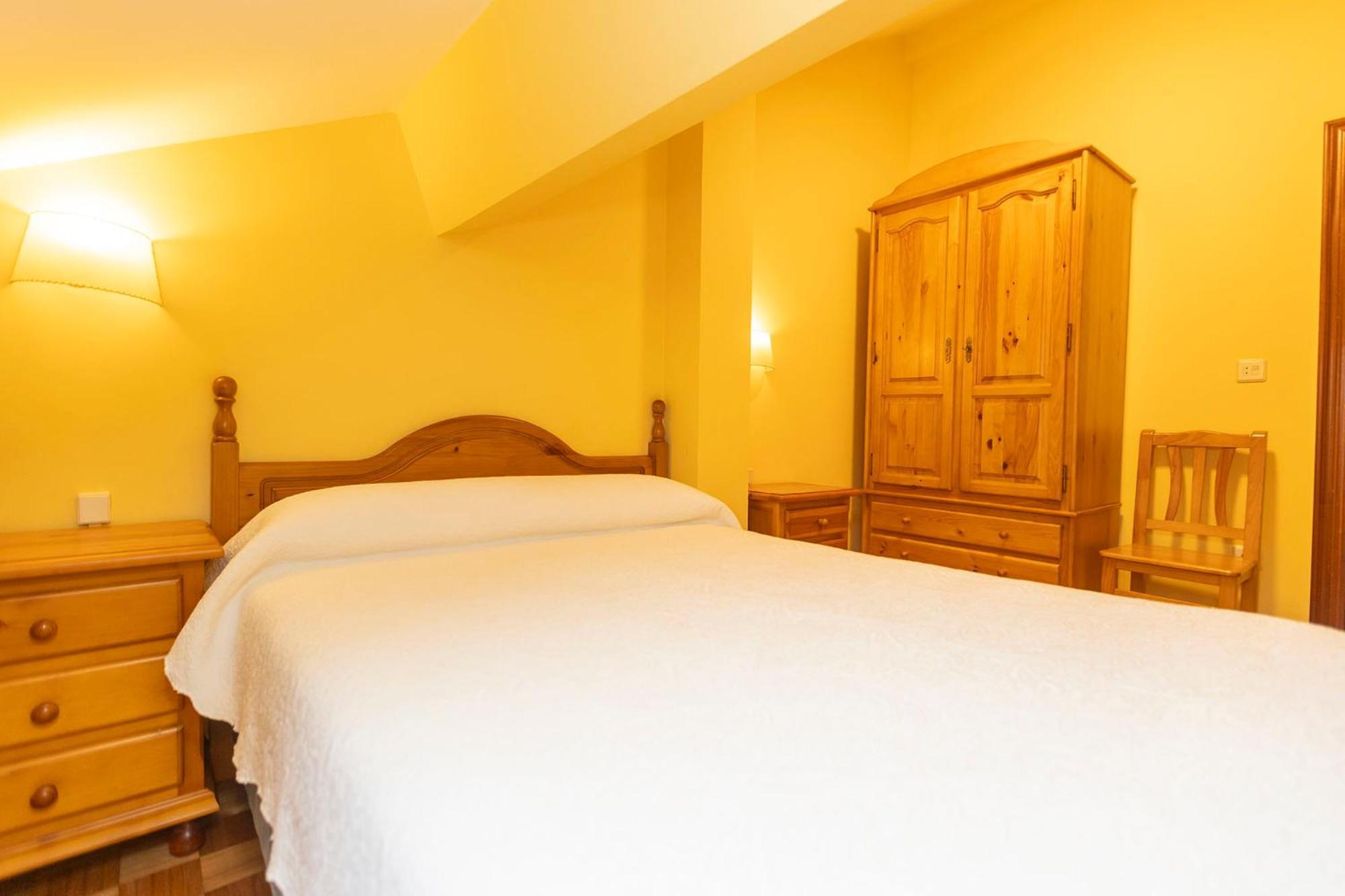 Escuder Apartamentos Turisticos Ribadeo Ngoại thất bức ảnh