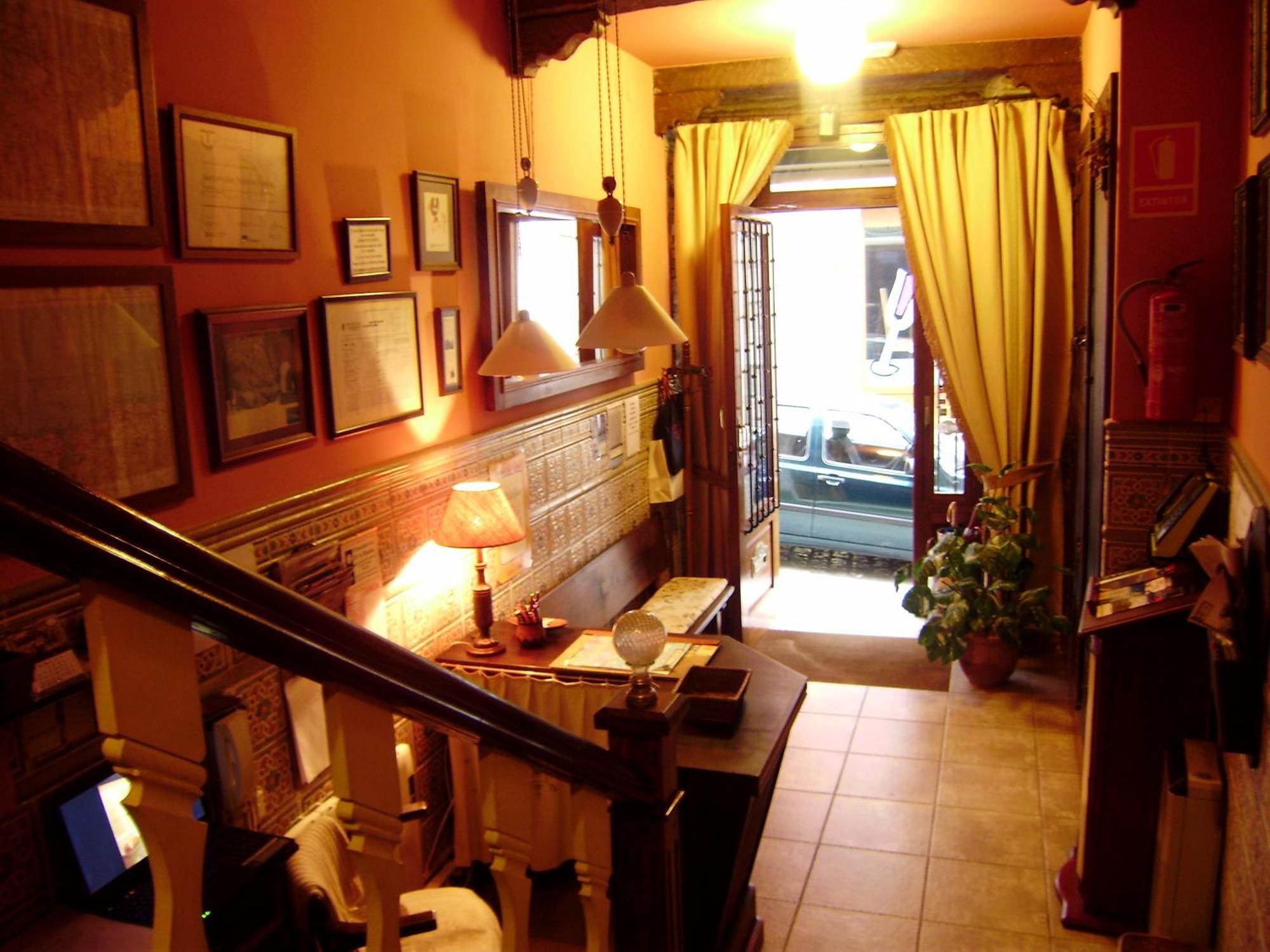 Escuder Apartamentos Turisticos Ribadeo Ngoại thất bức ảnh