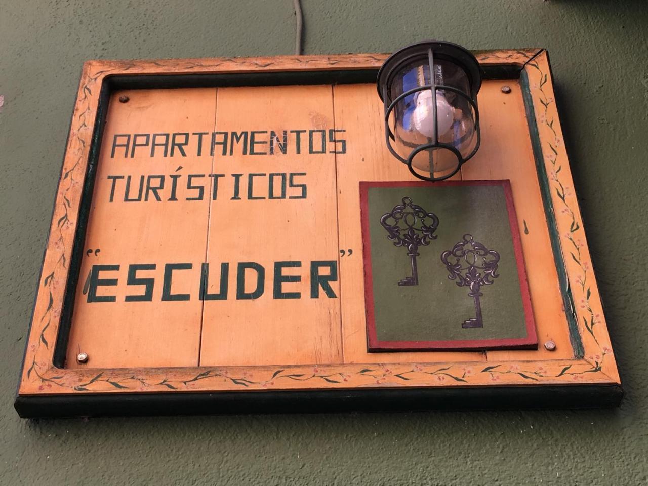 Escuder Apartamentos Turisticos Ribadeo Ngoại thất bức ảnh